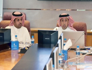 اجتماع لجنة الجائزة مع لجنة النقل البري بغرفة الشرقية
